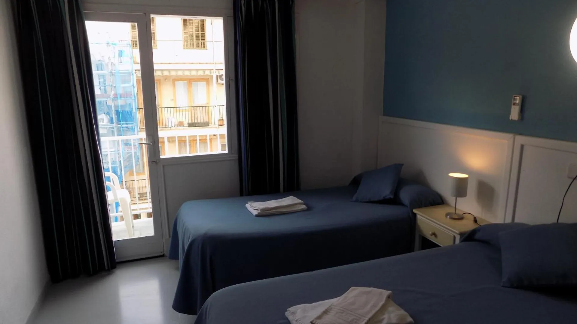 Hotel Hostal Villa Maruja El Arenal  Spagna