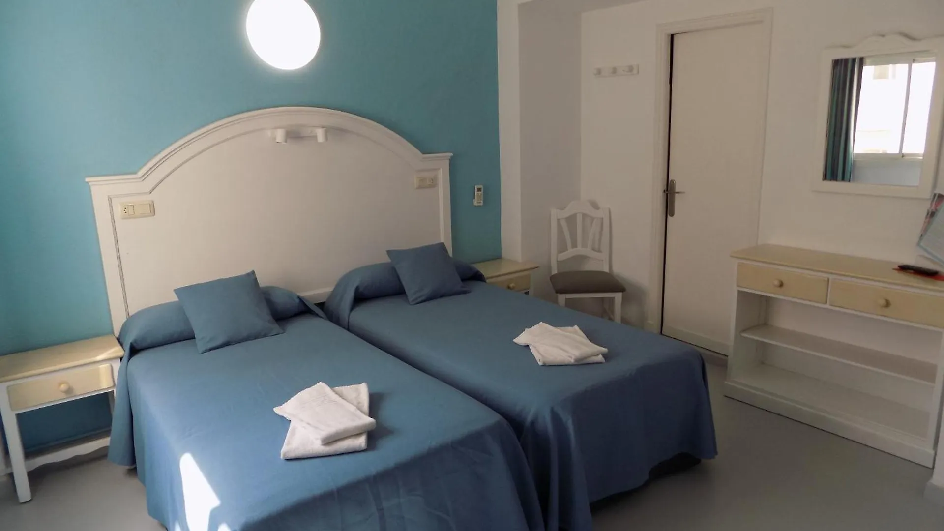 Hostal Villa Maruja إل أرينال فندق