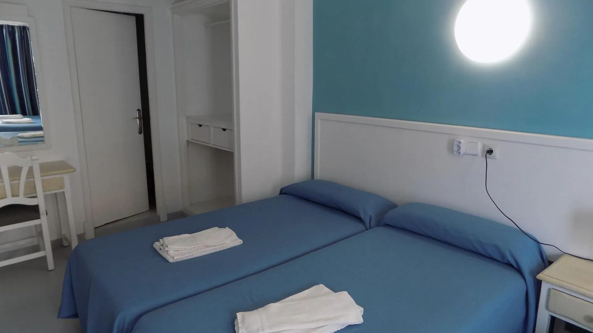 Hostal Villa Maruja El Arenal  0*, El Arenal (Mallorca) Espagne